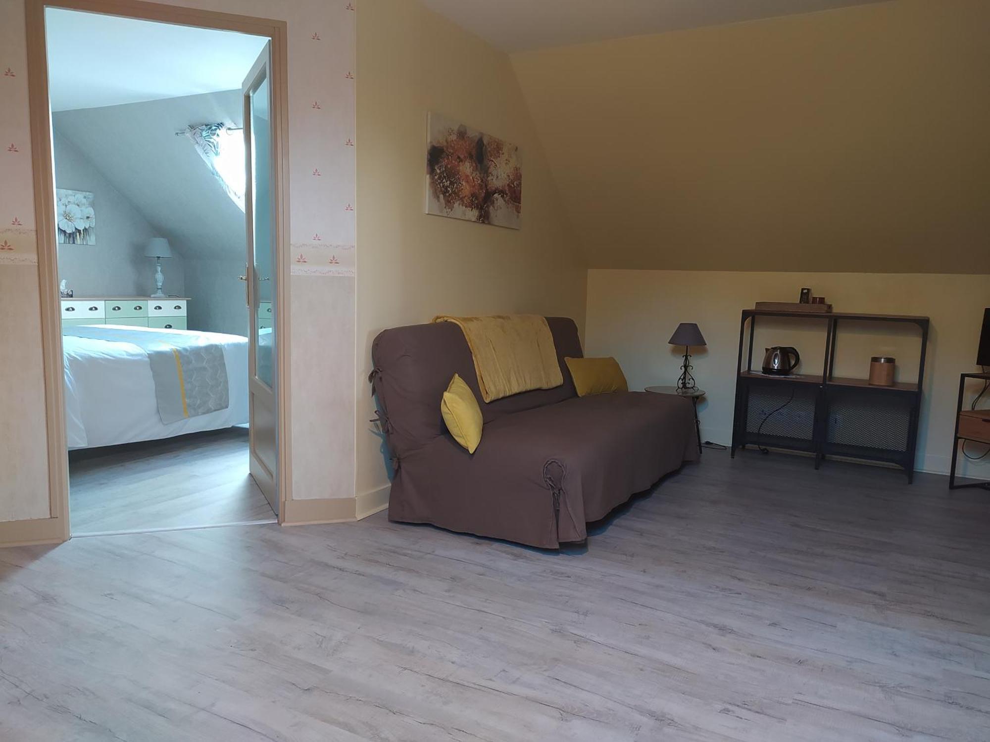 Des Roux Et Des Pious Suite De 35 A 60 M2 Et 3 Chambres Pour Groupe De 2 A 6 Personnes Civray-de-Touraine Extérieur photo